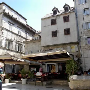 https://apartment-heart-of-the-city-split.splithotels.org